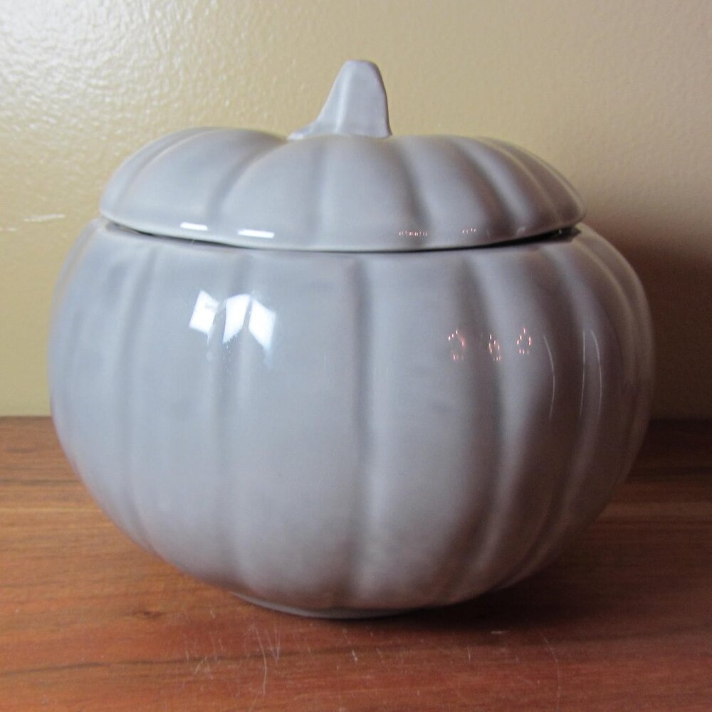 CMG portugal ceramics grey pumpkin dish bowl with lid (GC009 Grace)